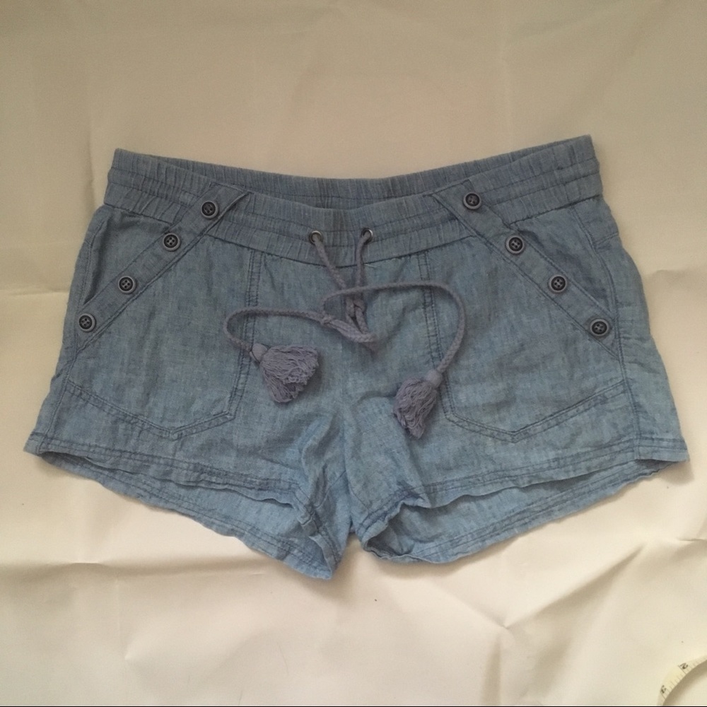 Linen rayon chambray short shorts